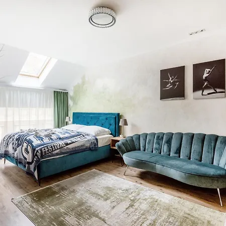 Backstage Loft Apartment Budapest